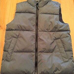 Old Navy Gray Quilted Kids Puffer Vest